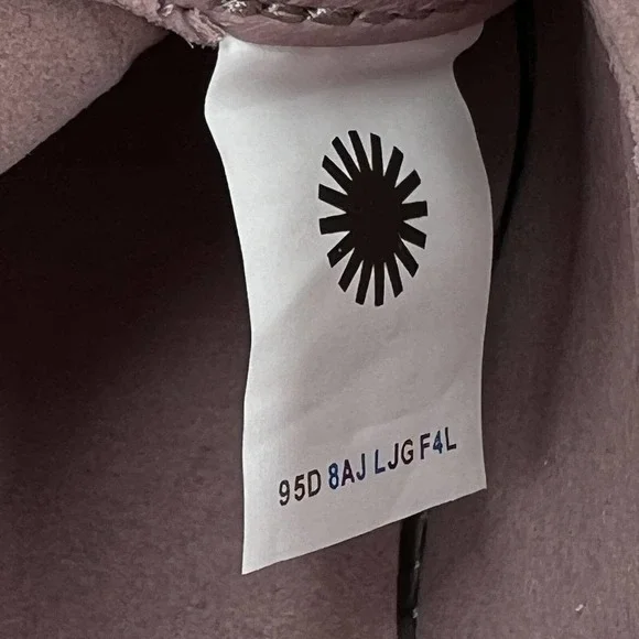 Ugg Womens Scape Trainer 1138810 Pink Leather Lace Up Activewear Sneaker 8 NEW - Picture 10 of 12